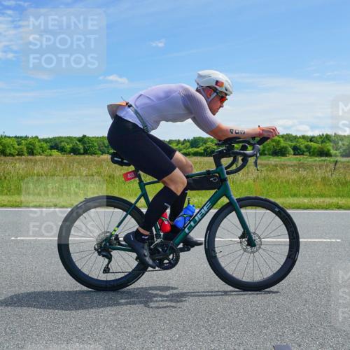 21.06.2026 - Viking Triathlon Michael Burmester http://msf.ph/oto/9881381 21.06.2026 12:57:27 Radfahren 85, 93, 212, 245, 274, 315, 362, 393, 403, 427, 492 meine-sportfotos.de