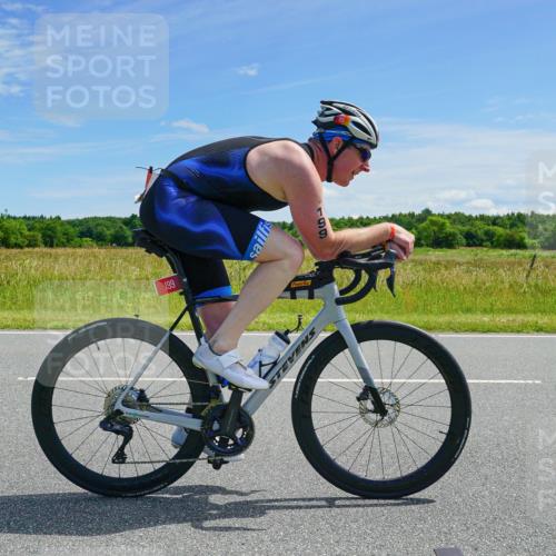 21.06.2026 - Viking Triathlon Michael Burmester http://msf.ph/oto/9881434 21.06.2026 12:57:41 Radfahren 77, 85, 88, 93, 141, 199, 274, 304, 315, 393, 492, 497, 571 meine-sportfotos.de