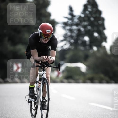 21.06.2026 - 29. Vierlanden-Triathlon H.Heesch http://msf.ph/oto/9881451 21.06.2026 09:15:54 Radfahren 62, 128, 145 meine-sportfotos.de