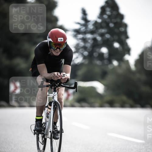 21.06.2026 - 29. Vierlanden-Triathlon H.Heesch http://msf.ph/oto/9881455 21.06.2026 09:15:54 Radfahren 62, 128, 145 meine-sportfotos.de