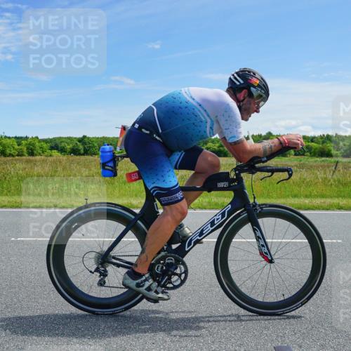 21.06.2026 - Viking Triathlon Michael Burmester http://msf.ph/oto/9881458 21.06.2026 12:57:56 Radfahren 77, 88, 301, 304, 513, 559, 571, 571 meine-sportfotos.de