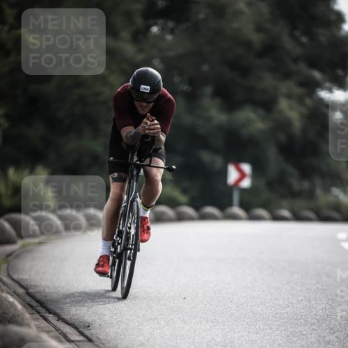 21.06.2026 - 29. Vierlanden-Triathlon H.Heesch http://msf.ph/oto/9881492 21.06.2026 09:16:11 Radfahren 61, 212, 1354 meine-sportfotos.de