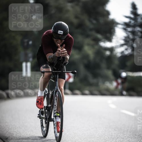 21.06.2026 - 29. Vierlanden-Triathlon H.Heesch http://msf.ph/oto/9881531 21.06.2026 09:16:12 Radfahren 61, 212, 1354 meine-sportfotos.de