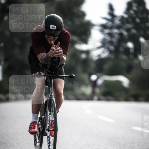 21.06.2026 - 29. Vierlanden-Triathlon H.Heesch http://msf.ph/oto/9881551 21.06.2026 09:16:12 Radfahren 61, 212, 1354 meine-sportfotos.de