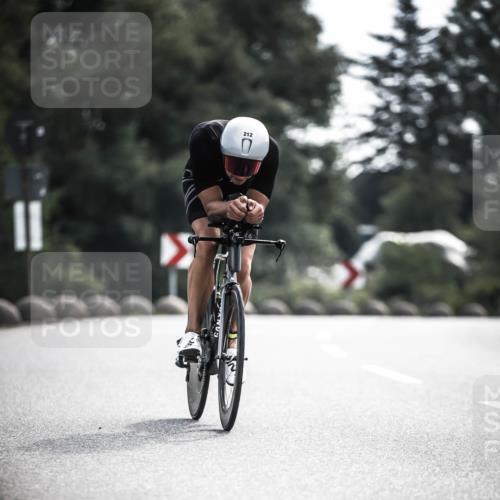 21.06.2026 - 29. Vierlanden-Triathlon H.Heesch http://msf.ph/oto/9881604 21.06.2026 09:16:16 Radfahren 61, 212 meine-sportfotos.de