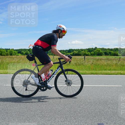 21.06.2026 - Viking Triathlon Michael Burmester http://msf.ph/oto/9881629 21.06.2026 13:00:51 Radfahren 377, 416, 511, 521, 529 meine-sportfotos.de