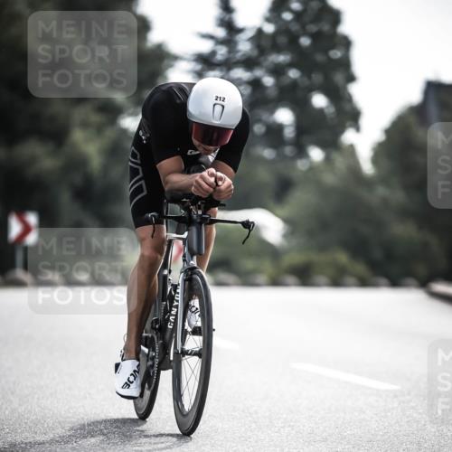 21.06.2026 - 29. Vierlanden-Triathlon H.Heesch http://msf.ph/oto/9881630 21.06.2026 09:16:16 Radfahren 61, 212 meine-sportfotos.de