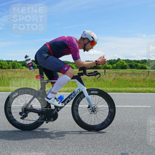 21.06.2026 - Viking Triathlon Michael Burmester http://msf.ph/oto/9881656 21.06.2026 13:00:59 Radfahren 138, 377, 416, 511, 515, 521, 529, 542, 664 meine-sportfotos.de