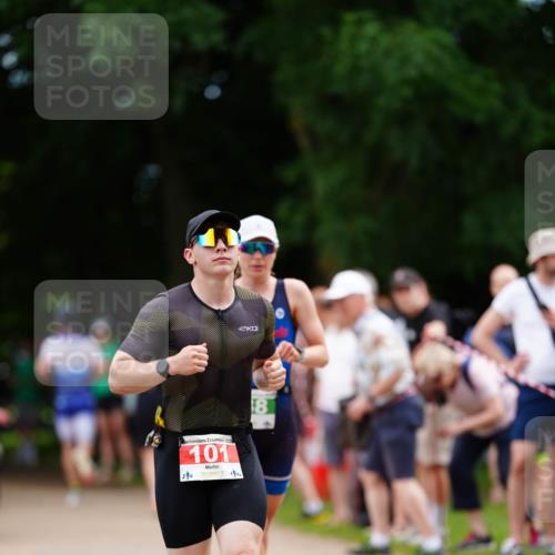 21.06.2026 - 29. Vierlanden-Triathlon LAZAROV Photography http://msf.ph/oto/9881665 21.06.2026 12:25:54 Laufen 202, 101, 2 meine-sportfotos.de