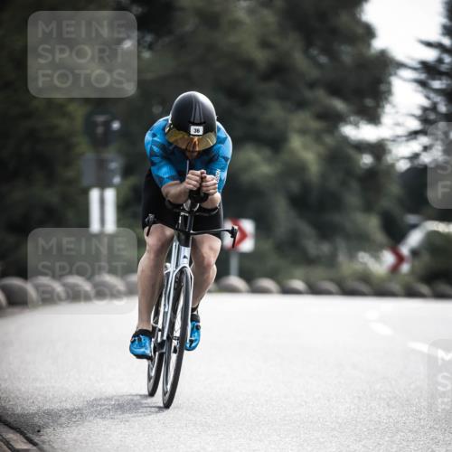 21.06.2026 - 29. Vierlanden-Triathlon H.Heesch http://msf.ph/oto/9881686 21.06.2026 09:16:34 Radfahren 36, 184 meine-sportfotos.de