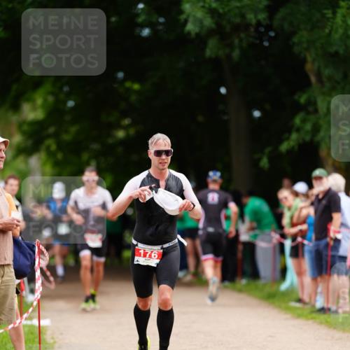 21.06.2026 - 29. Vierlanden-Triathlon LAZAROV Photography http://msf.ph/oto/9881735 21.06.2026 12:31:59 Laufen 176 meine-sportfotos.de
