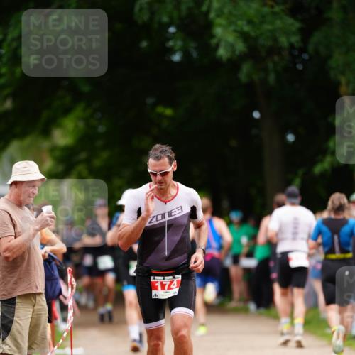 21.06.2026 - 29. Vierlanden-Triathlon LAZAROV Photography http://msf.ph/oto/9881749 21.06.2026 12:32:03 Laufen 20, 3, 174 meine-sportfotos.de
