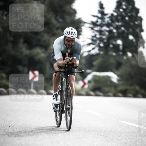 21.06.2026 - 29. Vierlanden-Triathlon H.Heesch http://msf.ph/oto/9881768 21.06.2026 09:16:56 Radfahren 49 meine-sportfotos.de