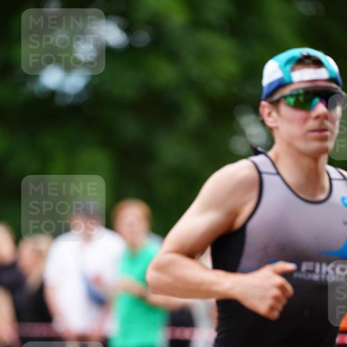 21.06.2026 - 29. Vierlanden-Triathlon LAZAROV Photography http://msf.ph/oto/9881779 21.06.2026 12:32:10 Laufen 320 meine-sportfotos.de