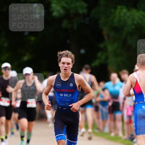 21.06.2026 - 29. Vierlanden-Triathlon LAZAROV Photography http://msf.ph/oto/9881828 21.06.2026 12:32:31 Laufen  meine-sportfotos.de