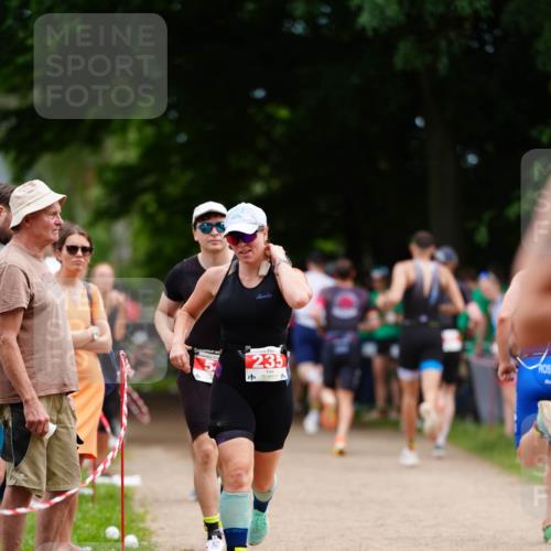 21.06.2026 - 29. Vierlanden-Triathlon LAZAROV Photography http://msf.ph/oto/9881833 21.06.2026 12:32:32 Laufen 235 meine-sportfotos.de