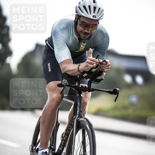 21.06.2026 - 29. Vierlanden-Triathlon H.Heesch http://msf.ph/oto/9881839 21.06.2026 09:16:56 Radfahren 49 meine-sportfotos.de