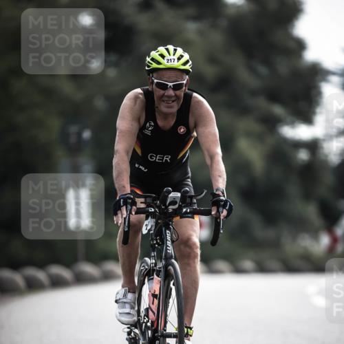 21.06.2026 - 29. Vierlanden-Triathlon H.Heesch http://msf.ph/oto/9881877 21.06.2026 09:17:10 Radfahren 217 meine-sportfotos.de