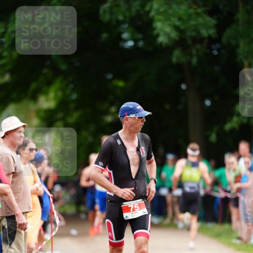 21.06.2026 - 29. Vierlanden-Triathlon LAZAROV Photography http://msf.ph/oto/9881929 21.06.2026 12:32:50 Laufen 75 meine-sportfotos.de