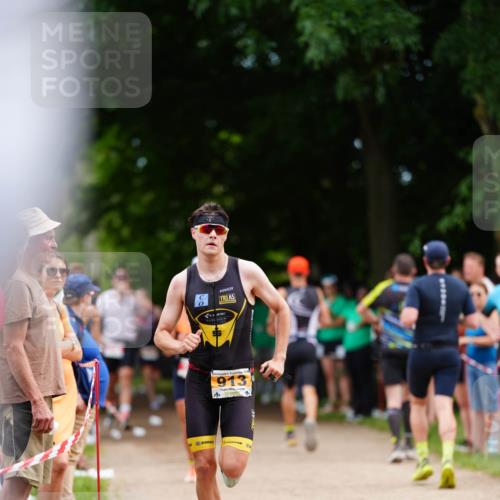 21.06.2026 - 29. Vierlanden-Triathlon LAZAROV Photography http://msf.ph/oto/9881956 21.06.2026 12:33:07 Laufen 913 meine-sportfotos.de