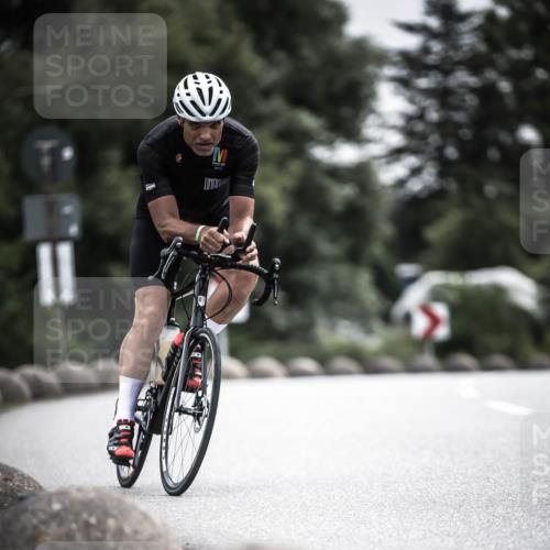 21.06.2026 - 29. Vierlanden-Triathlon H.Heesch http://msf.ph/oto/9882045 21.06.2026 10:32:38 Radfahren 93, 159, 217, 287, 299, 302 meine-sportfotos.de