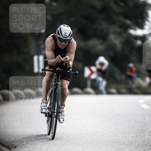 21.06.2026 - 29. Vierlanden-Triathlon H.Heesch http://msf.ph/oto/9882062 21.06.2026 09:17:27 Radfahren 3, 16, 127, 202, 233 meine-sportfotos.de