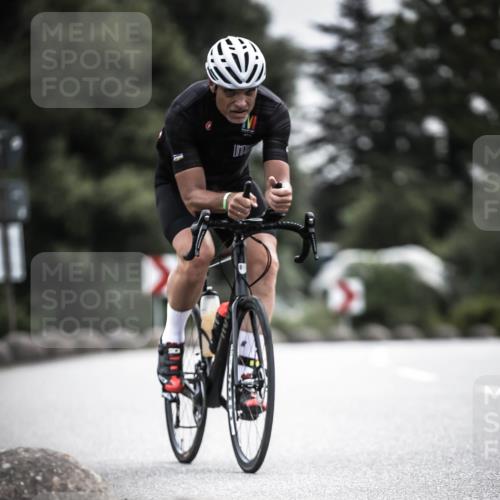 21.06.2026 - 29. Vierlanden-Triathlon H.Heesch http://msf.ph/oto/9882093 21.06.2026 10:32:38 Radfahren 93, 159, 217, 287, 299, 302 meine-sportfotos.de