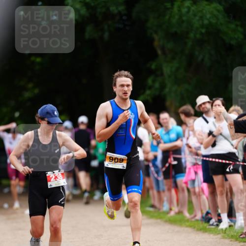 21.06.2026 - 29. Vierlanden-Triathlon LAZAROV Photography http://msf.ph/oto/9882160 21.06.2026 12:34:11 Laufen 2, 238, 909 meine-sportfotos.de