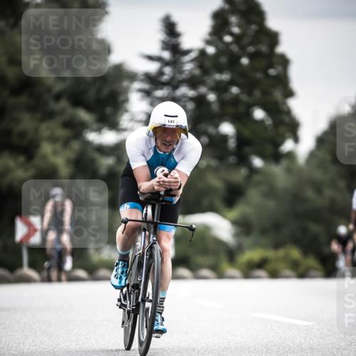 21.06.2026 - 29. Vierlanden-Triathlon H.Heesch http://msf.ph/oto/9882271 21.06.2026 10:34:32 Radfahren 92, 118, 119, 141, 178, 227, 350, 363, 554 meine-sportfotos.de