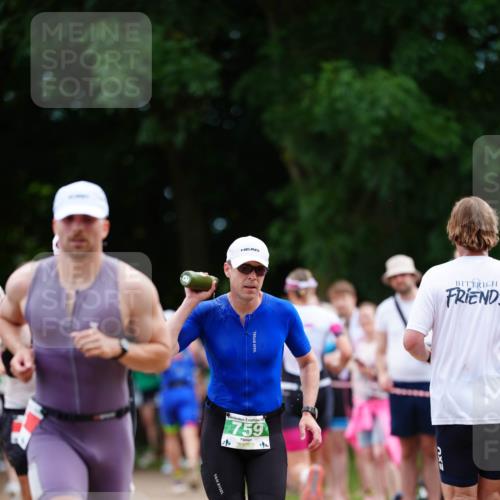21.06.2026 - 29. Vierlanden-Triathlon LAZAROV Photography http://msf.ph/oto/9882283 21.06.2026 12:34:53 Laufen 759, 4 meine-sportfotos.de