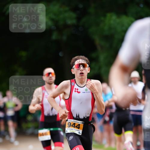 21.06.2026 - 29. Vierlanden-Triathlon LAZAROV Photography http://msf.ph/oto/9882299 21.06.2026 12:34:57 Laufen 146, 201, 944, 4 meine-sportfotos.de