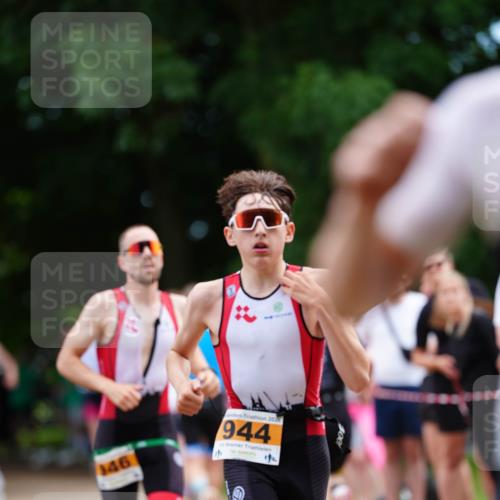 21.06.2026 - 29. Vierlanden-Triathlon LAZAROV Photography http://msf.ph/oto/9882300 21.06.2026 12:34:57 Laufen 146, 202, 944, 10, 12 meine-sportfotos.de