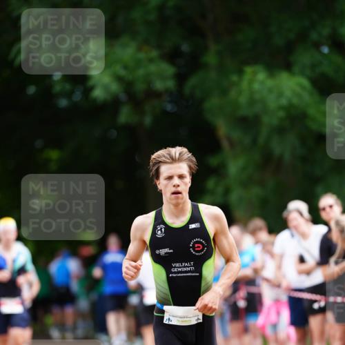 21.06.2026 - 29. Vierlanden-Triathlon LAZAROV Photography http://msf.ph/oto/9882323 21.06.2026 12:35:06 Laufen  meine-sportfotos.de