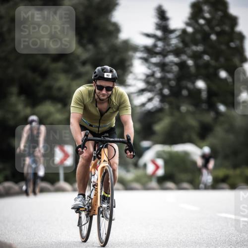 21.06.2026 - 29. Vierlanden-Triathlon H.Heesch http://msf.ph/oto/9882324 21.06.2026 10:34:33 Radfahren 92, 118, 119, 141, 178, 227, 350, 363, 554, 560 meine-sportfotos.de