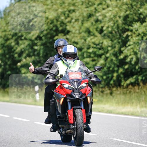 21.06.2026 - Viking Triathlon Michael Burmester http://msf.ph/oto/9882333 21.06.2026 13:37:50 Radfahren  meine-sportfotos.de