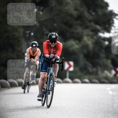 21.06.2026 - 29. Vierlanden-Triathlon H.Heesch http://msf.ph/oto/9882379 21.06.2026 09:17:32 Radfahren 3, 16, 51, 233 meine-sportfotos.de