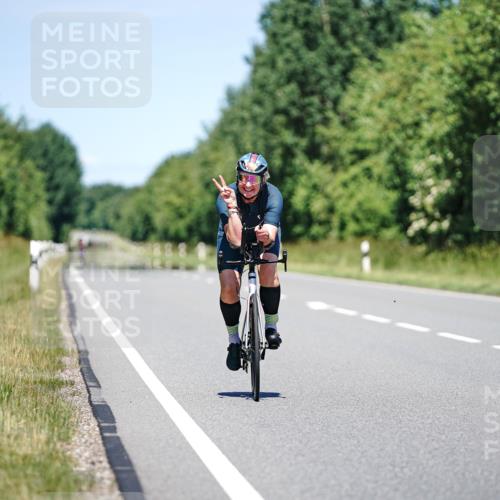 21.06.2026 - Viking Triathlon Michael Burmester http://msf.ph/oto/9882393 21.06.2026 13:38:50 Radfahren 504 meine-sportfotos.de
