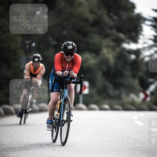 21.06.2026 - 29. Vierlanden-Triathlon H.Heesch http://msf.ph/oto/9882398 21.06.2026 09:17:32 Radfahren 3, 16, 51, 233 meine-sportfotos.de