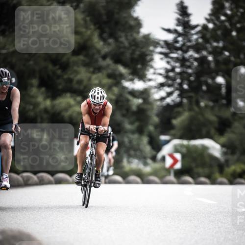 21.06.2026 - 29. Vierlanden-Triathlon H.Heesch http://msf.ph/oto/9882417 21.06.2026 10:34:36 Radfahren 92, 178, 350, 363, 414, 554, 560 meine-sportfotos.de