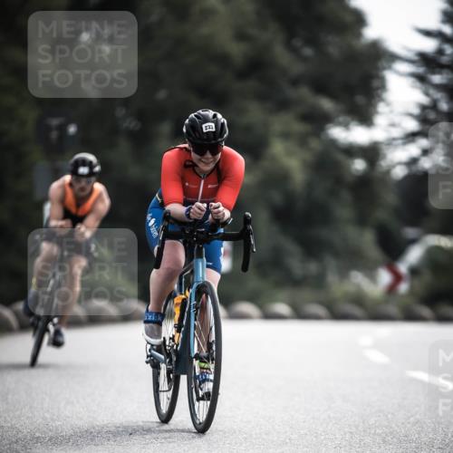 21.06.2026 - 29. Vierlanden-Triathlon H.Heesch http://msf.ph/oto/9882423 21.06.2026 09:17:32 Radfahren 3, 16, 51, 233 meine-sportfotos.de