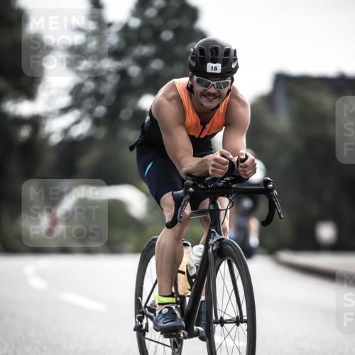 21.06.2026 - 29. Vierlanden-Triathlon H.Heesch http://msf.ph/oto/9882568 21.06.2026 09:17:34 Radfahren 16, 51, 233 meine-sportfotos.de