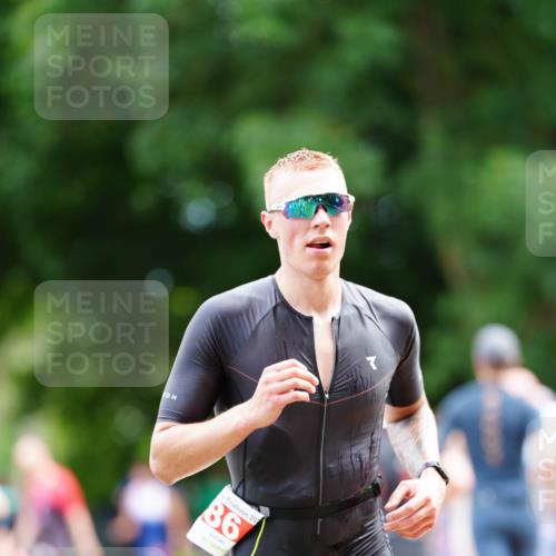 21.06.2026 - 29. Vierlanden-Triathlon LAZAROV Photography http://msf.ph/oto/9882629 21.06.2026 12:47:10 Laufen 202, 86 meine-sportfotos.de
