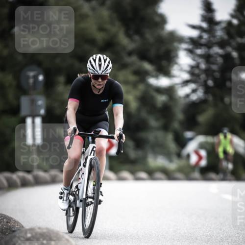 21.06.2026 - 29. Vierlanden-Triathlon H.Heesch http://msf.ph/oto/9882637 21.06.2026 10:34:40 Radfahren 166, 178, 219, 363, 414, 554, 560 meine-sportfotos.de