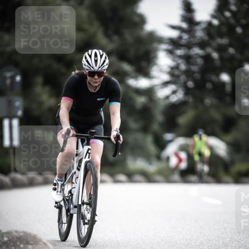 21.06.2026 - 29. Vierlanden-Triathlon H.Heesch http://msf.ph/oto/9882655 21.06.2026 10:34:40 Radfahren 166, 178, 219, 363, 414, 554, 560 meine-sportfotos.de