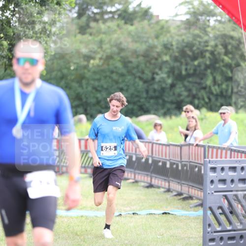 21.06.2026 - 29. Vierlanden-Triathlon Andreas Tolksdorf http://msf.ph/oto/9882761 21.06.2026 11:23:21 Ziel 625, 625 meine-sportfotos.de