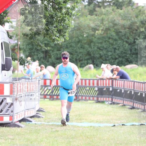 21.06.2026 - 29. Vierlanden-Triathlon Andreas Tolksdorf http://msf.ph/oto/9882925 21.06.2026 11:24:11 Ziel 344, 344 meine-sportfotos.de
