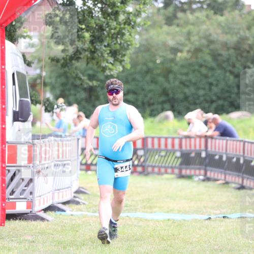 21.06.2026 - 29. Vierlanden-Triathlon Andreas Tolksdorf http://msf.ph/oto/9882967 21.06.2026 11:24:12 Ziel 344, 344 meine-sportfotos.de