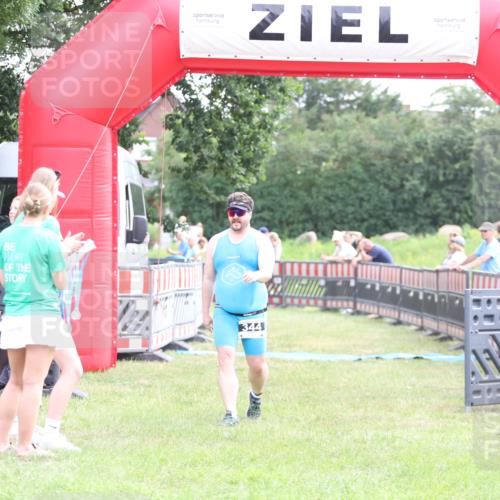 21.06.2026 - 29. Vierlanden-Triathlon Andreas Tolksdorf http://msf.ph/oto/9882982 21.06.2026 11:24:15 Ziel 344, 344 meine-sportfotos.de