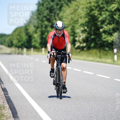 21.06.2026 - Viking Triathlon Michael Burmester http://msf.ph/oto/9883003 21.06.2026 13:46:19 Radfahren 401 meine-sportfotos.de