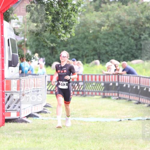 21.06.2026 - 29. Vierlanden-Triathlon Andreas Tolksdorf http://msf.ph/oto/9883136 21.06.2026 11:25:23 Ziel 513, 513 meine-sportfotos.de